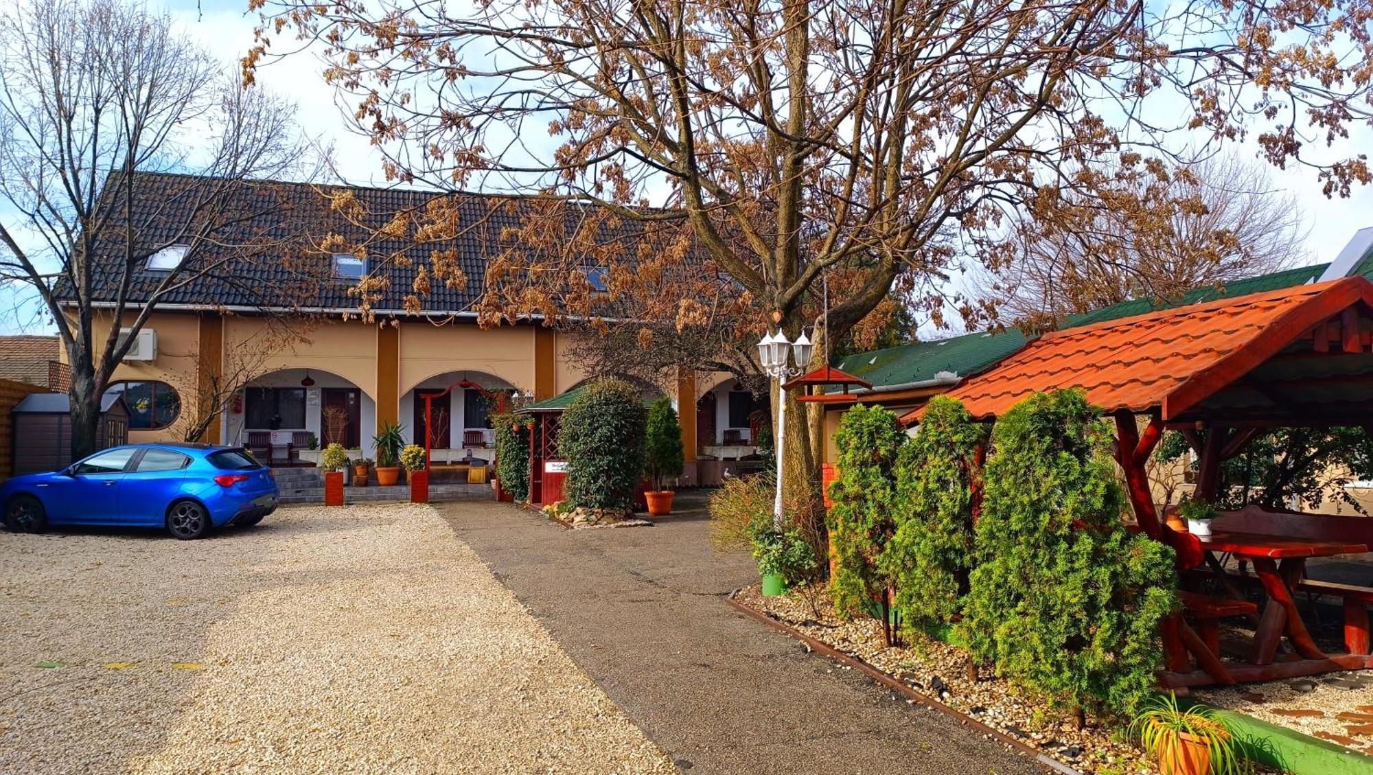 Hotel Oswaldo Budapesta Exterior foto